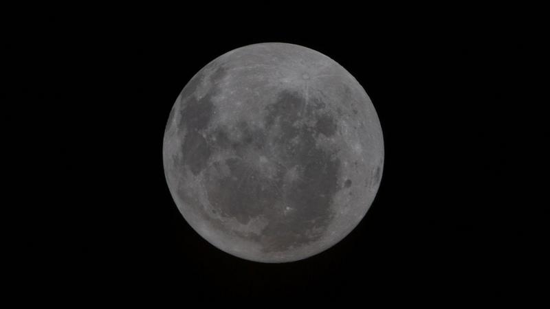 Artemis İki Astronotları Ay İle İlk Teması Kurdu