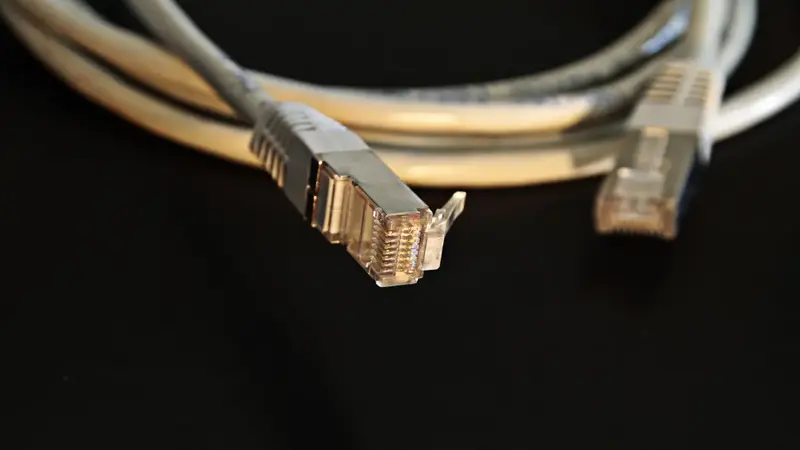 Evdeki İnternet Hızını Düşüren 5 Gizli Engel: Wi-Fi Sinyalini Güçlendirme Rehberi