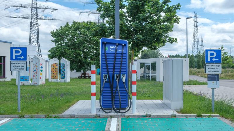 GM, 2027’den İtibaren Tesla Şarj Ağına Doğrudan Geçiyor