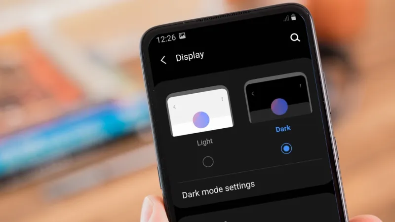 Karanlık Modun Gözleri Koruduğu İddiası Sadece Bir Pazarlama Stratejisi mi?