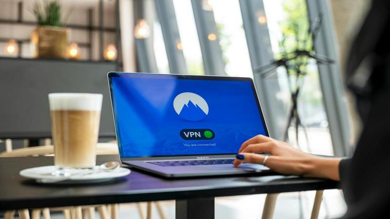 Gizliliğiniz İçin Kredi Kartsız Güvenilir VPN Seçimi