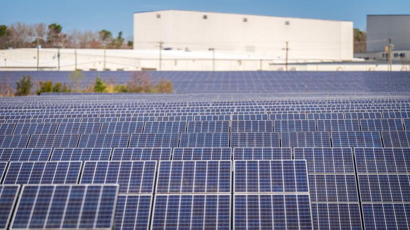 Teksas'ta Yarı Tamamlanan Dev Güneş Tesisi 1 GW Oldu