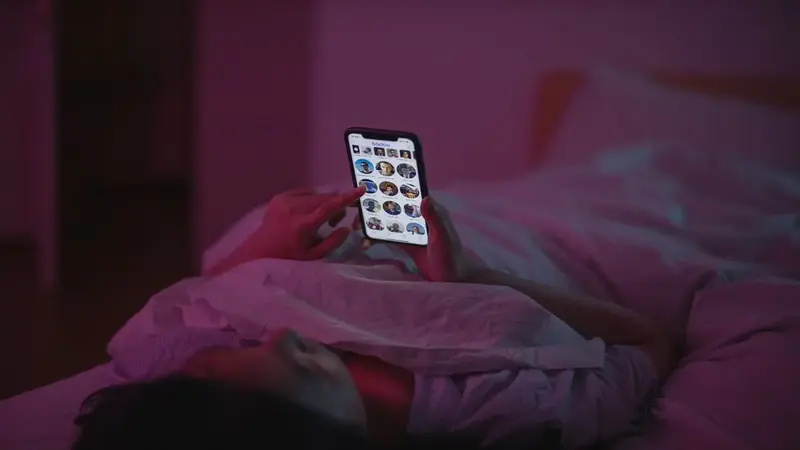 Telefonunuzdaki Kötü Haber Akışı Uykunuzu Mahvediyor: Kesin Çözüm Yöntemleri
