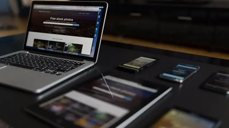 Yapay Zekâ ile Kodsuz ve Ücretsiz Web Sitesi Kurulumunun Kesin Yöntemi
