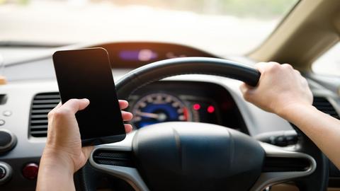 Android Auto Google Haritalar'a Hız Göstergesi Özelliği Geliyor