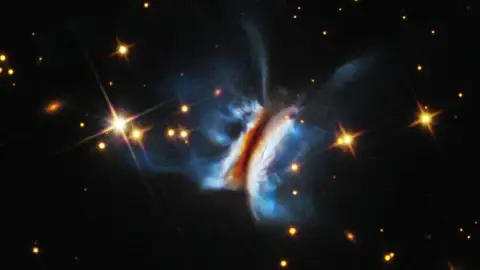 Hubble Bilinen En Büyük Kaotik Gezegen Fidanlığını Ortaya Çıkardı