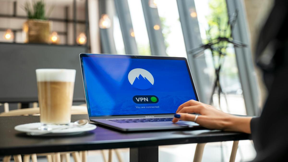 Gizliliğiniz İçin Kredi Kartsız Güvenilir VPN Seçimi